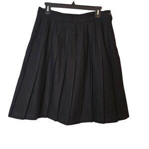 Stephanie Andrews vintage wool pleated skirt. Size 14.